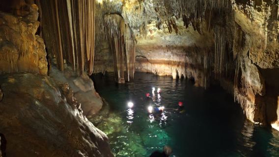 Mallorca: Pengembaraan Gua Laut di Cova de Coloms