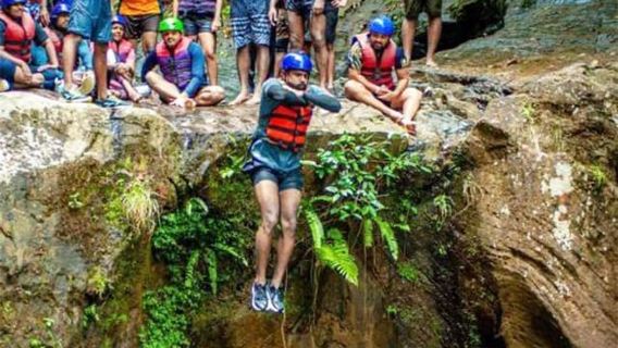 Ab Kandy: Geführte Tagestouren zum Kithulgala-Wasserrafting