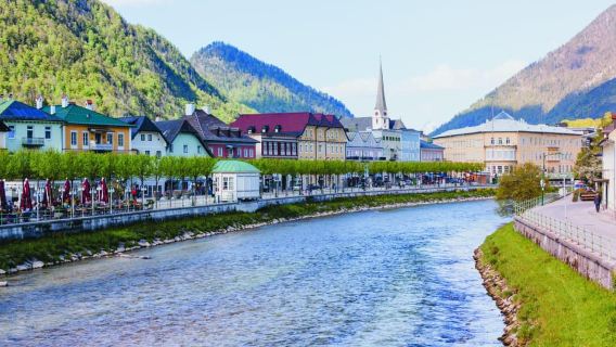 Vienna/Bratislava: Day Trip to Hallstatt & Salzburg