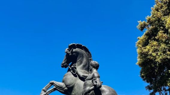 巴塞隆納桂爾公園+聖家堂+加泰羅尼亞廣場+哥倫布紀念塔 日遊