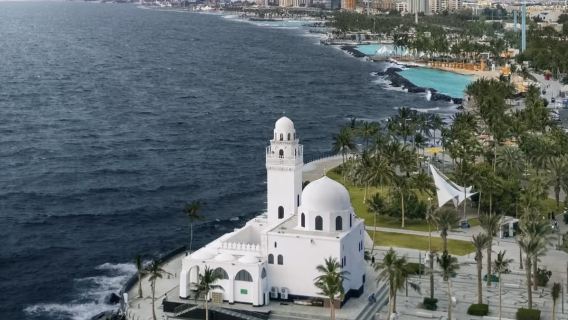 沙烏地利雅得+紅沙漠一日遊 沙漠騎駱駝衝沙越野摩托 中文包車