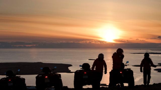 Tour in ATV sotto il Sole di Mezzanotte