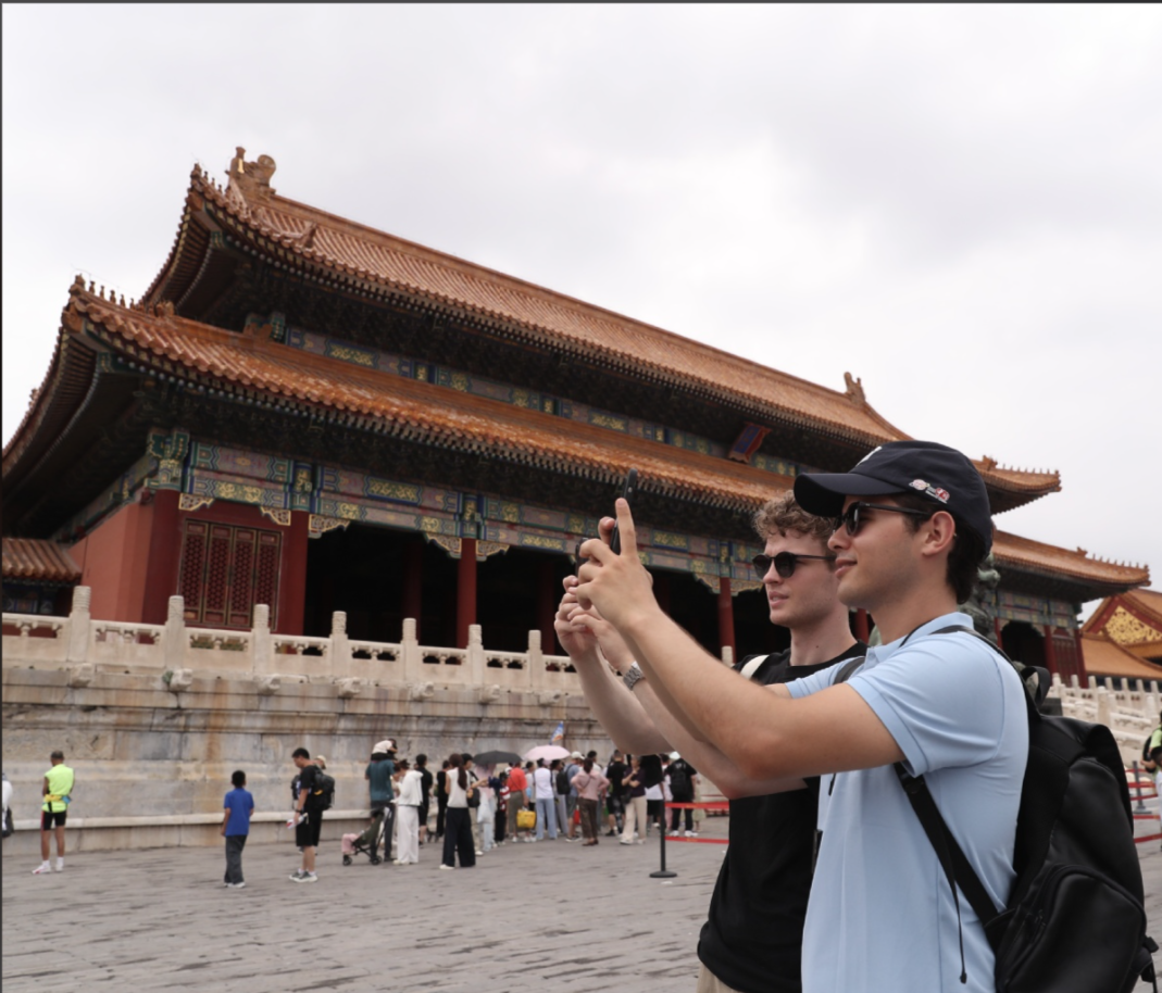 Beijing Mutianyu Great Wall + Forbidden City + Tiananmen Square One-Day Tour & VIP Private Tour