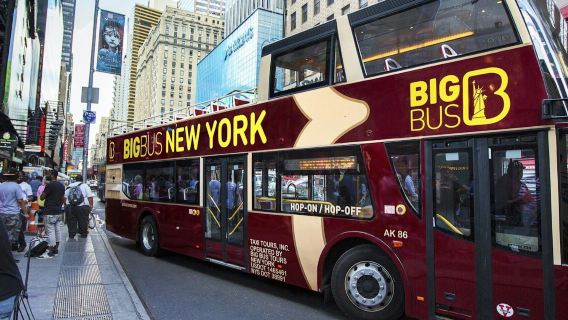 New York: tour in autobus hop-on hop-off + ingresso all'Empire State Building + crociera in barca