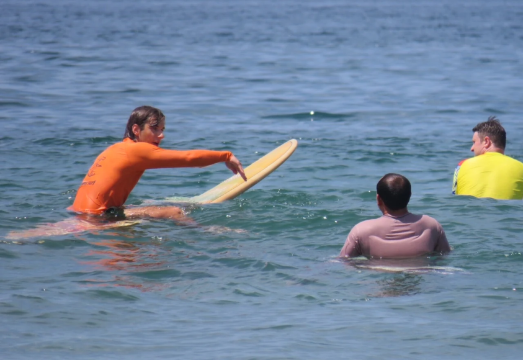 Kuta Beach Beginner Surf Lesson – Group & Private Class with Certified Instructor