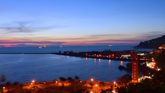 Lawatan sehari ke Kawasan Seni Pier 2 Kaohsiung + Pantai Sizihwan + Muzium Budaya Hakka Taiwan | Jadual boleh disesuaikan