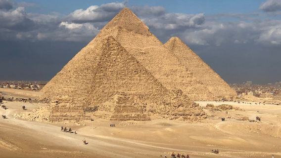 Pyramides et grand sphinx de Gizeh, balade à dos de chameau