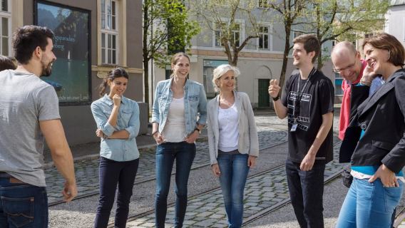München: Geführte Tour durch die Bavaria Filmstadt mit Kulissen & mehr