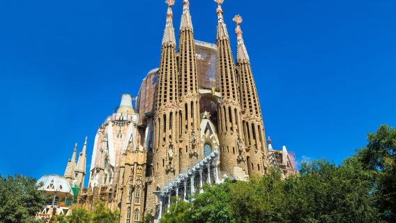 Barcelona: Montserrat & Sagrada Familia Guided Tour