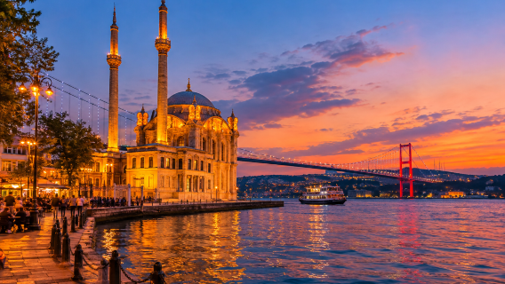 Estambul: Noche en el Bósforo de Ortaköy