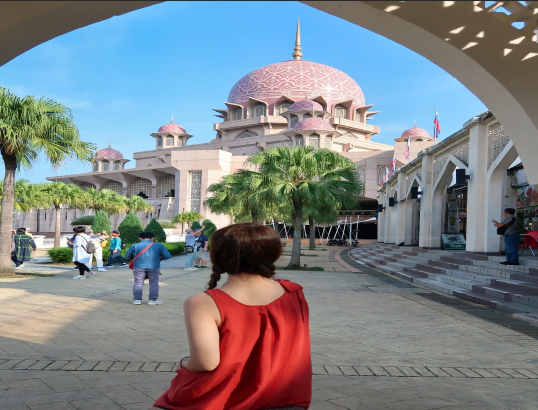 馬來西亞布城粉紅清真寺+黑風洞+雲頂高原度假區一日遊