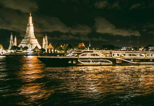 Bangkok Night Cruise on Chao Phraya River Alangka Cruise [Siam ICON Pier]
