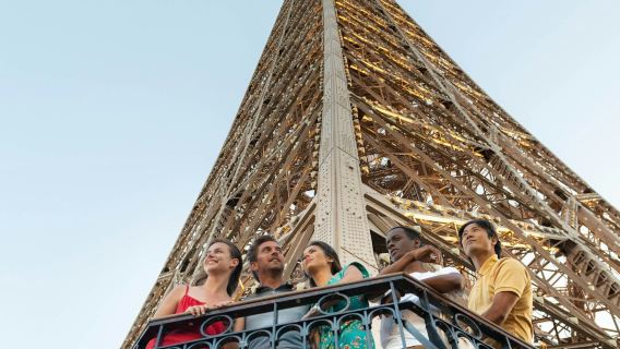 Eiffel Tower: Reserved Access to the Summit + Audio Guide