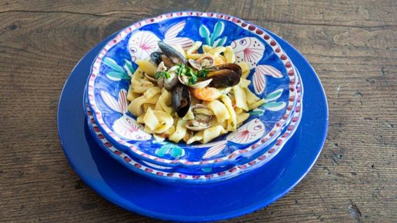 Sorrento: Small Group Pasta and Tiramisu Class