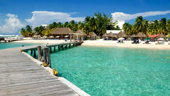 Full-day Isla Mujeres boat trip from Cancún