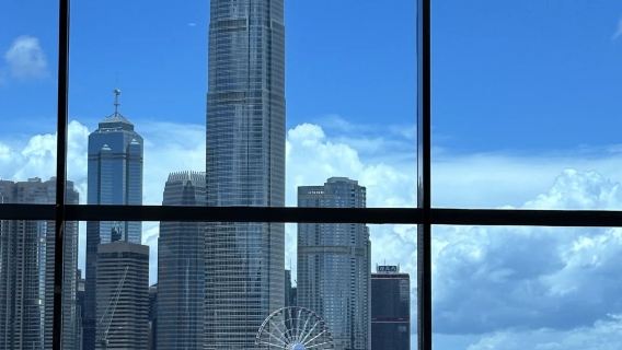 香港赤柱+嗇色園黃大仙祠+金紫荊【9小時包車+導遊，可自訂行程】