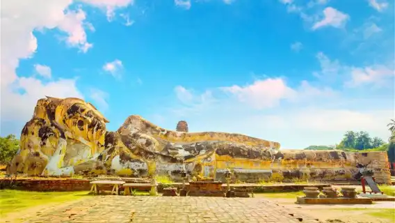 ทัวร์อุทยานประวัติศาสตร์พระนครศรีอยุธยาและพระราชวังบางปะอินแบบไปเช้าเย็นกลับ