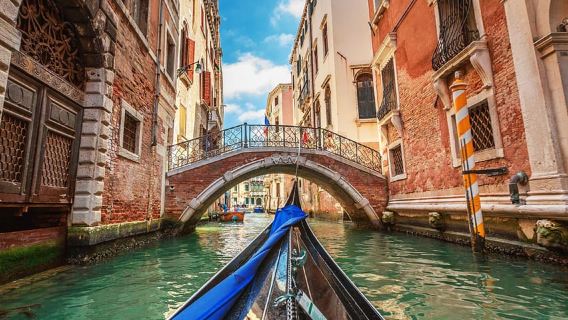 Gondola Pribadi: Basilica della Salute & Kanal Rahasia