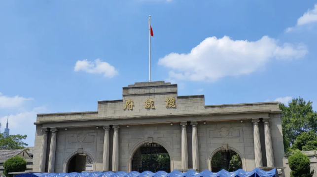 南京總統府+牛首山文化旅遊區+報恩寺+外秦淮河遊船+夫子廟1日