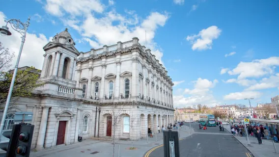 Dublin: Hop-on Hop-off Bus Tour