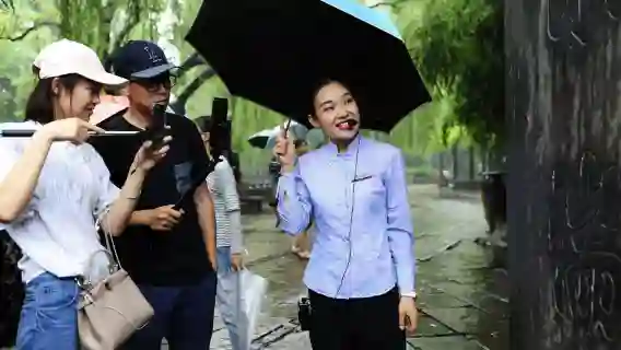 杭州西湖半日|一日遊【杭州必打卡景點西湖雷峰塔三潭印月岳廟大咖導遊導覽】
