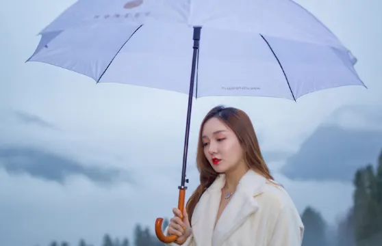 瑞士盧塞恩旅拍【瑞士旅拍蘇黎世盧塞恩洛桑日內瓦攝影師婚紗旅拍跟拍拍攝】