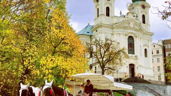 捷克溫泉小鎮卡羅維發利包車一日遊
