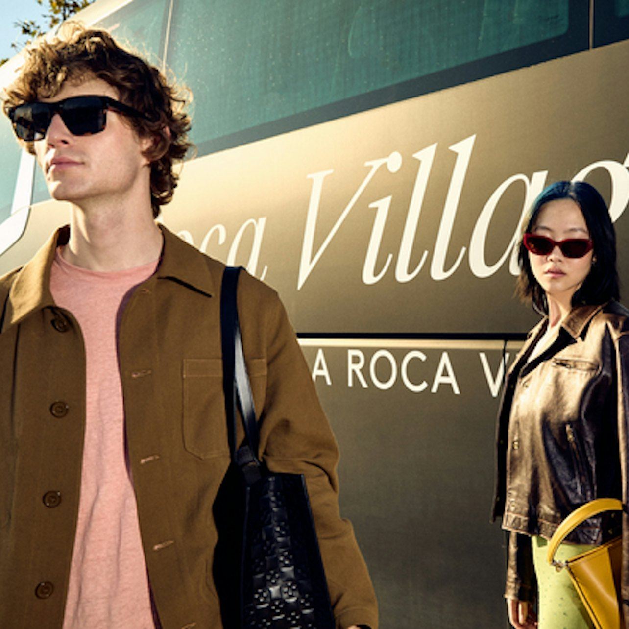 รถบัสรับส่ง La Roca Village: บริการไป-กลับจากบาร์เซโลนา