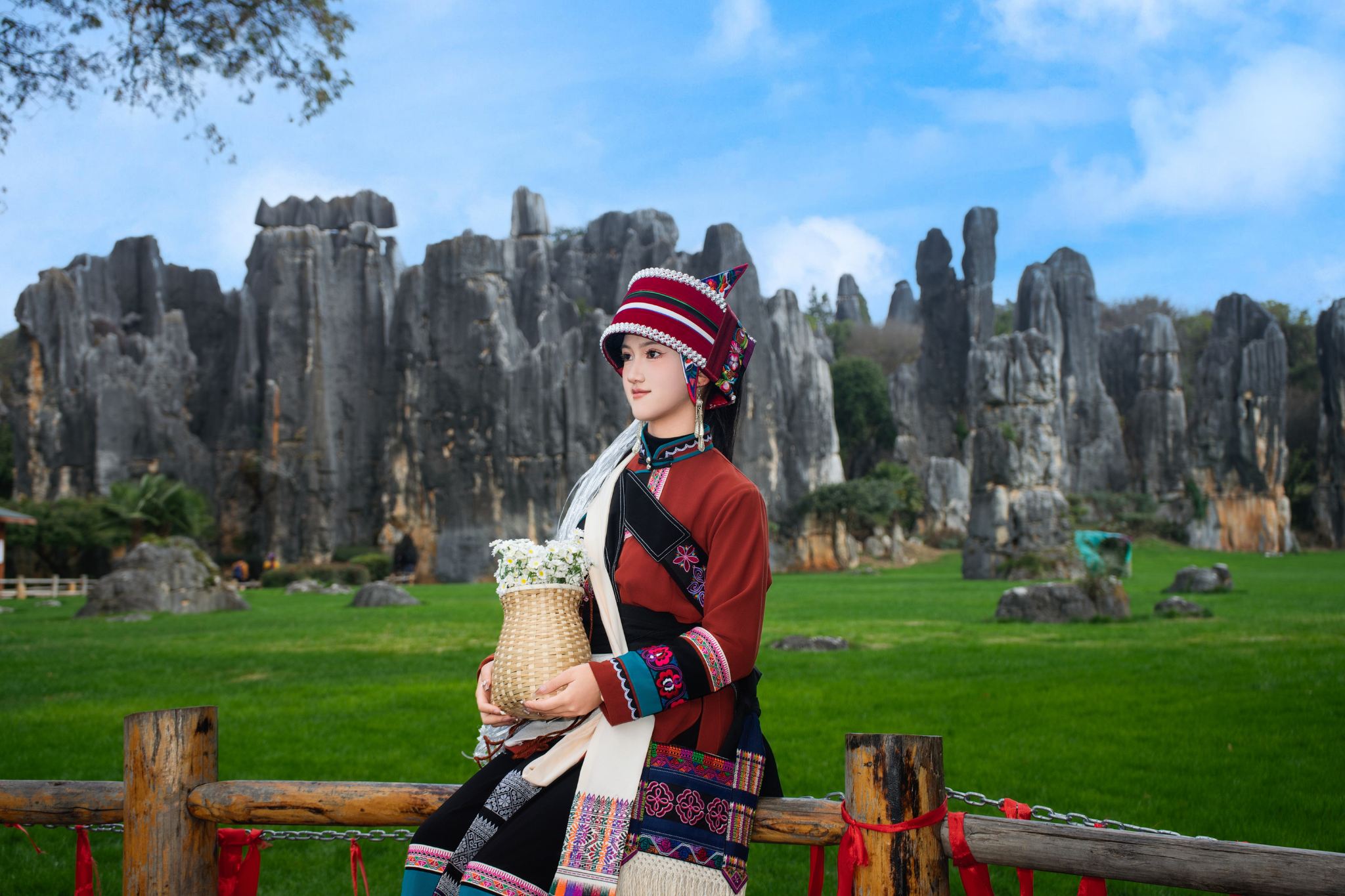 Tour di un giorno a Kunming Shilin e Jiuxiang con prelievo mattutino entro il secondo anello ◆ Opzione gruppo di 15 persone/nuovo itinerario