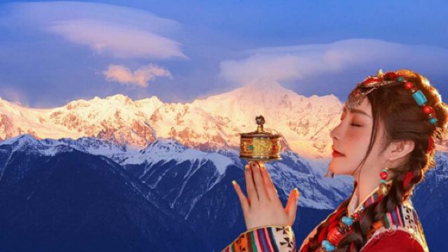 凌晨出發觀梅里雪山日照金山+飛來寺+霧濃頂+金沙江大拐彎