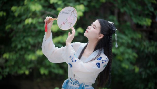 ประสบการณ์ที่หางโจวซีซีเวทแลนด์: ล่องเรือและถ่ายภาพชุดฮั่นฝู