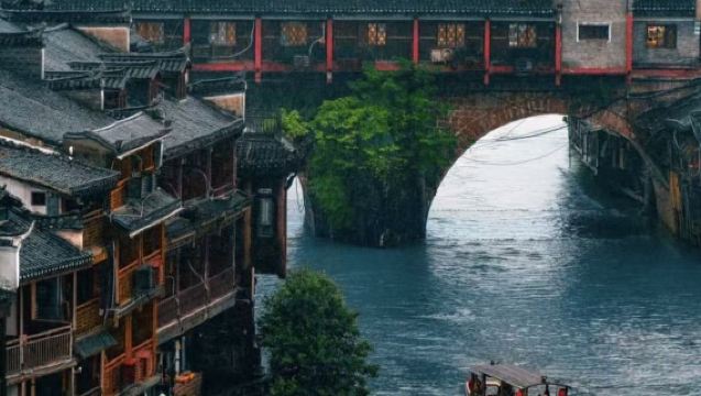 Xijiang Qianhu Miao Village Pure Play Day Tour