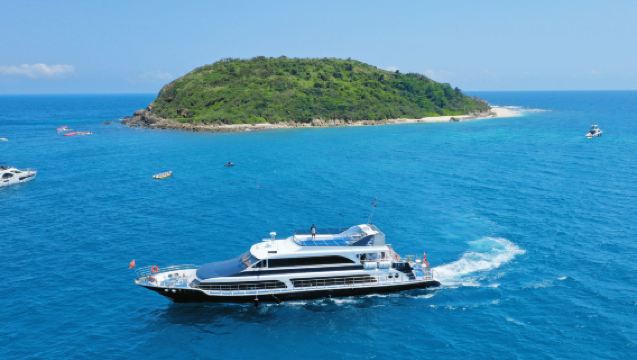 加井島遊艇浮潛 多種海上項目滑梯泳池 刺激水上電單車香蕉船送航拍