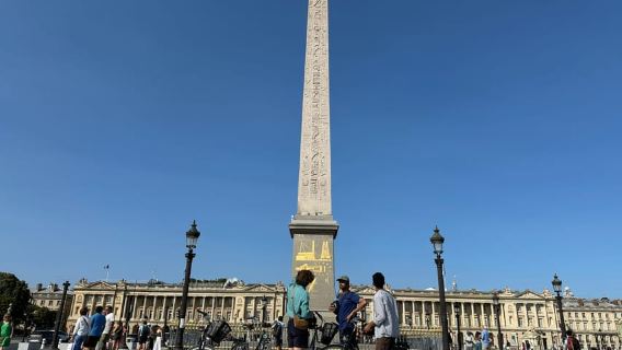 Paris: Cykel- eller e-cykeltur til højdepunkter og lokale indsigter