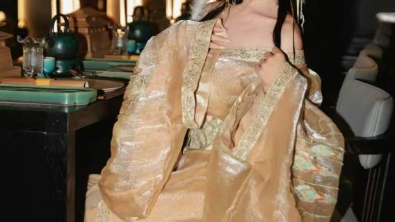 Jiangsu, China · Nanjing [Yan Tian Xia · Yan Yue] ancient-style performance · immersive gourmet feast — optional costume change | makeup | photography portrait