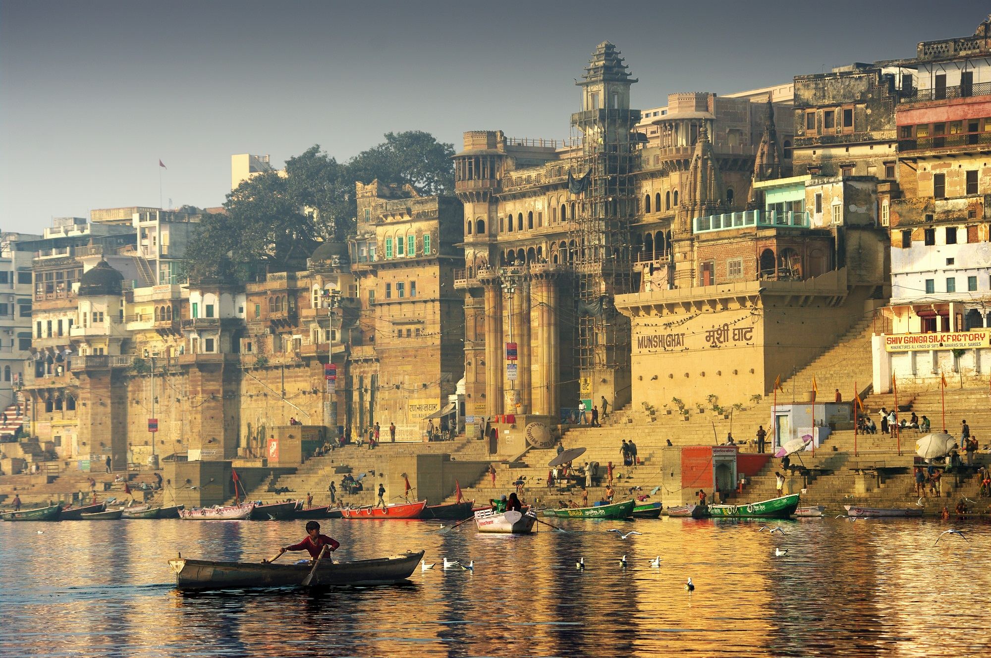 Overnight Varanasi Tour from Mumbai with Return Flight