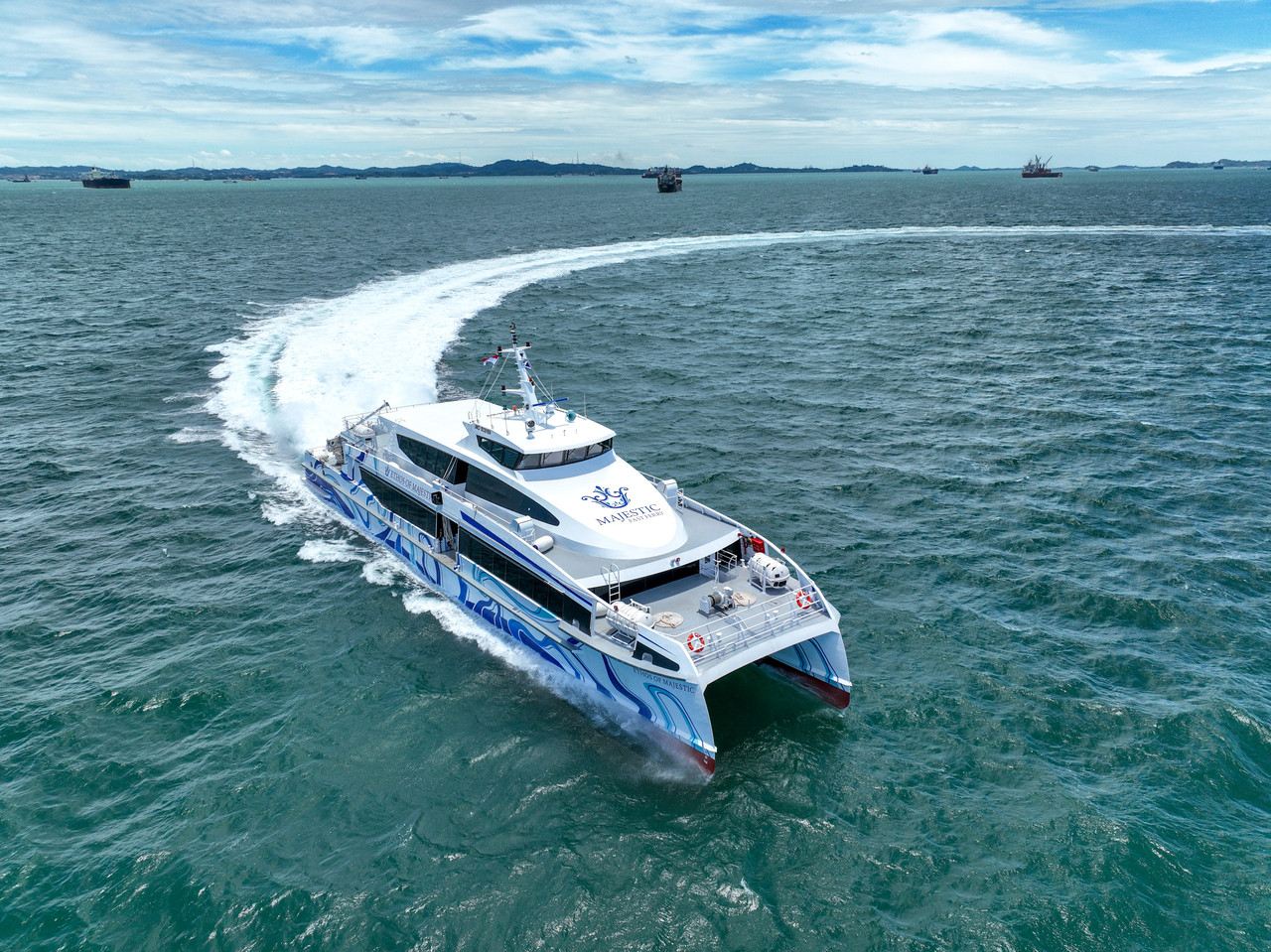 Билеты на паром туда и обратно/в обе стороны Батам-Сингапур (Majestic Fast ferry)