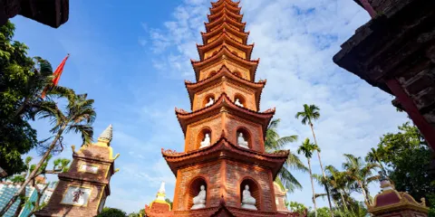 河內城市豪華半日遊(下午)【鎮國寺+文廟+火爐監獄博物館】