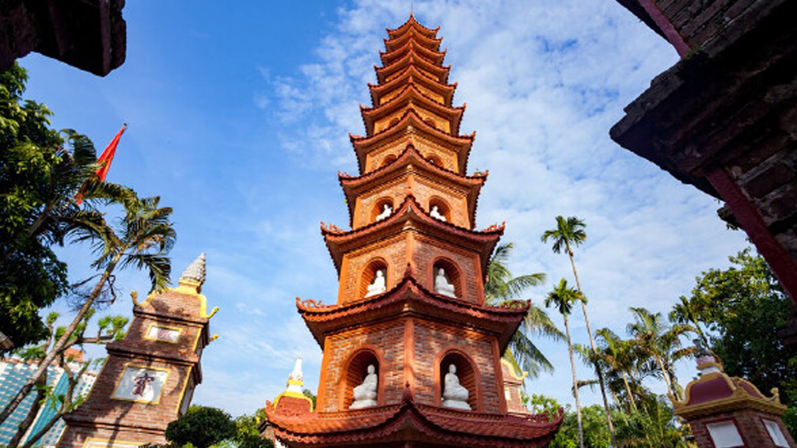 Hanoi Luxury Half-Day Afternoon Tour: Tran Quoc Pagoda + Temple of Literature + Hoa Lo Prison