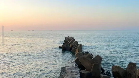 1-day tour to Wulian Mountain + Dongyi Town + Wanpingkou Scenic in Rizhao, Shandong with bilingual service (Chinese/English)