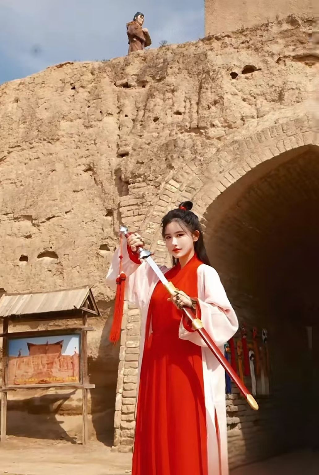 寧夏銀川+沙湖+鎮北堡西部影城+賀蘭山巖畫一日遊2-6人精品小團