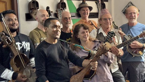 Kathmandu: Un'Esperienza di Sightseeing con Musica Folk