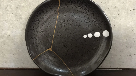 Atelier de Kintsugi traditionnel – Apprenez auprès d'un maître artisan reconnu au niveau national