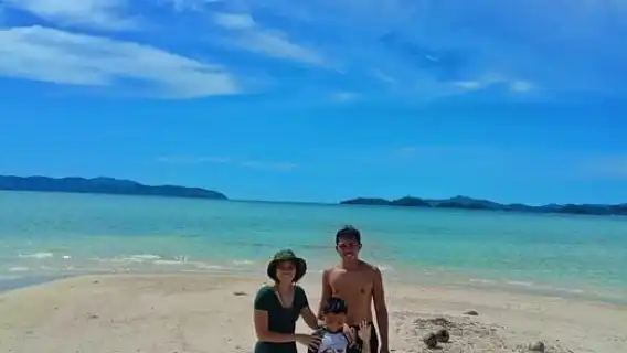 Port Barton: Island Hopping with Lunch and Hotel Transfer