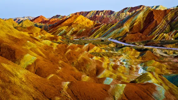 Tur Sehari Kuil Danxia dan Mati yang Berwarna-warni di Zhangye (Layanan Bahasa Mandarin)