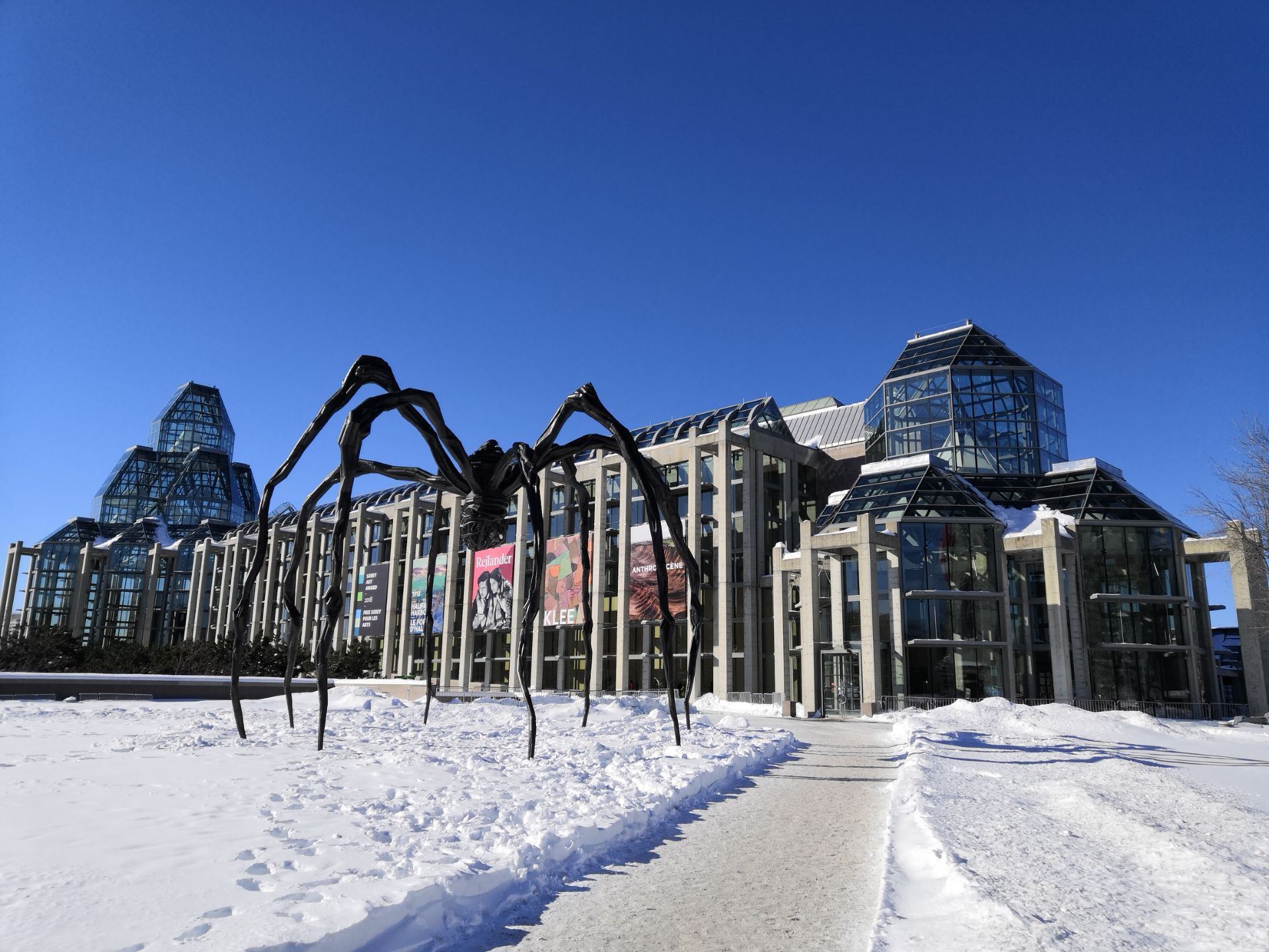 Ottawa Rideau Canal + Art Gallery + Parliament Hill + Aviation Museum Day Tour in Canada