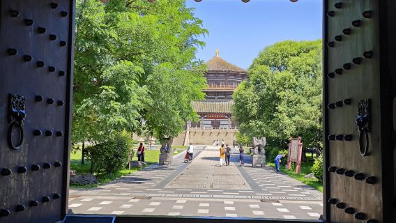 однодневный тур с индивидуальным трансфером/арендой автомобиля с водителем по Датуну: древний город, вулканическая группа и парк руин Минтан династии Северная Вэй с услугами на китайском и английском языках