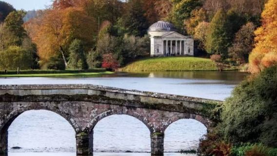 英國倫敦來回周邊精選《傲慢與偏見》莊園【私人專享 定制包車】