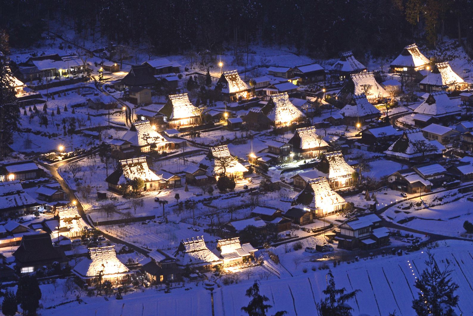 Tagesausflug zum Dorf der Strohdachhäuser in Miyama und zur Milchwerkstatt (Abfahrt von Kyoto)