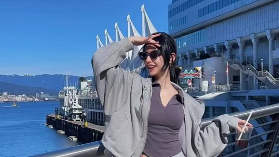 Vancouver + English Bay + Stanley Park + Canada Place private charter day tour